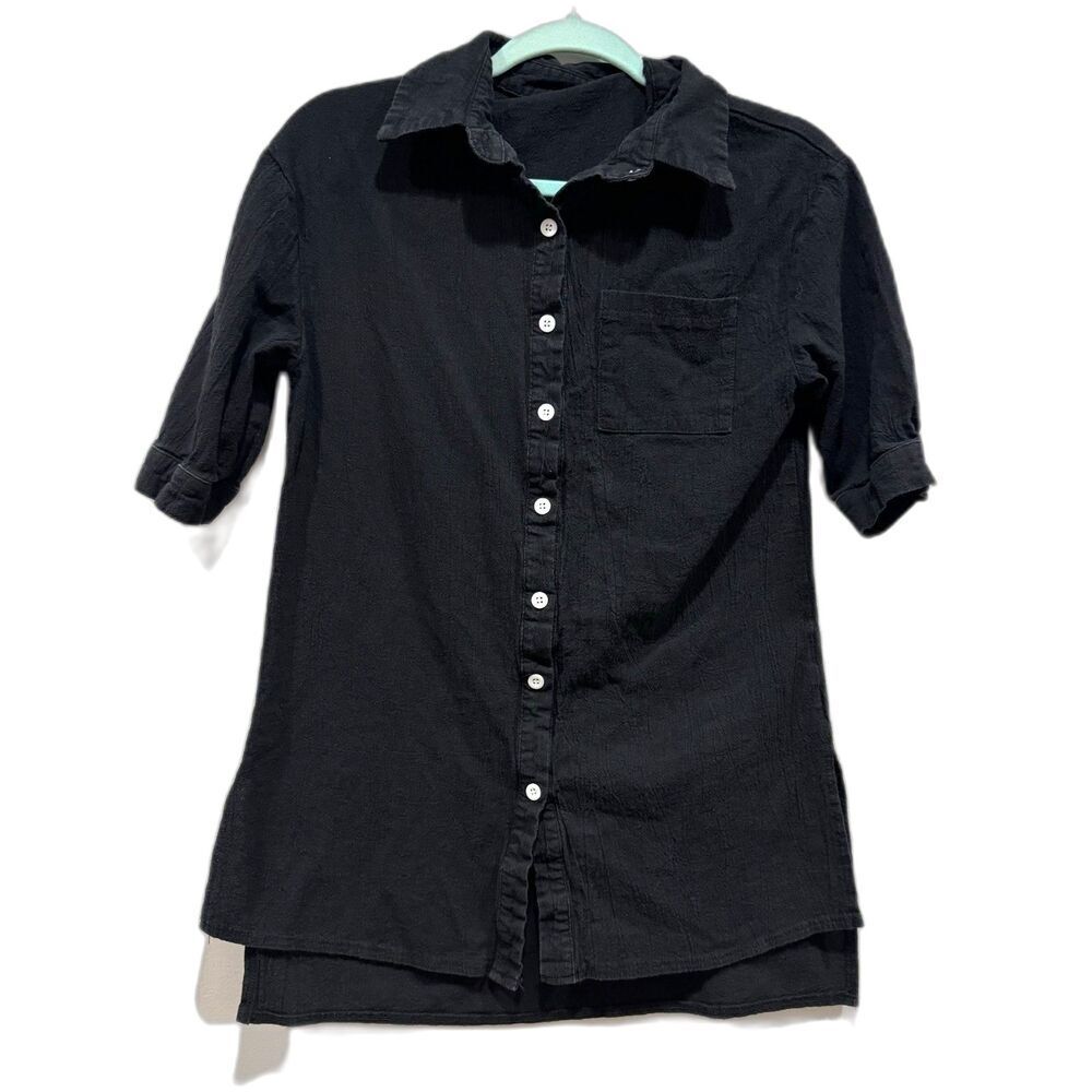 Button Up Top Womens sz Small Collared Short Sleeve Shirt Black Relaxed Fit